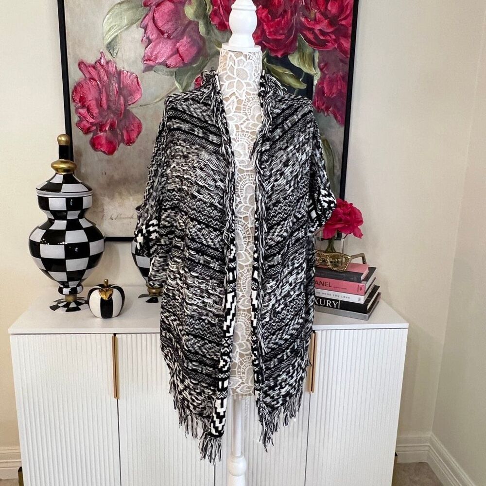 Anthropologie MOTH Fringe Open Front Knit Poncho Cardigan Black White Small